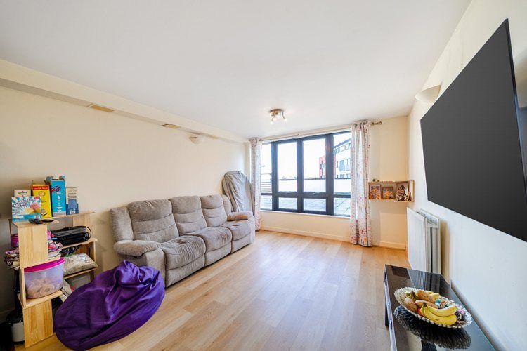 Property photo 3 of 21