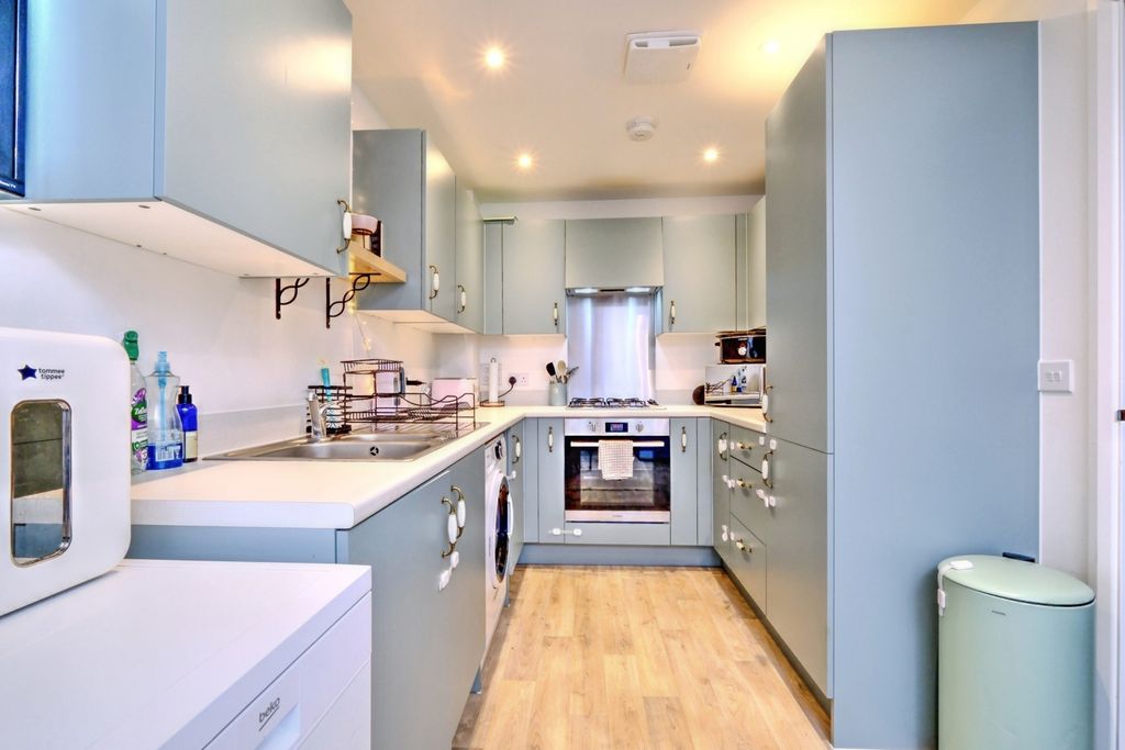 Property photo 3 of 20 Pbox-Img.Jpg