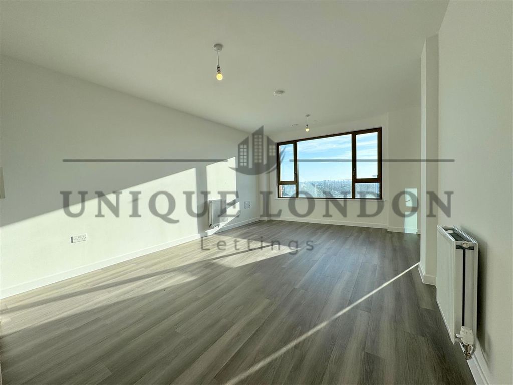 Property photo 2 of 9 349.Jpg