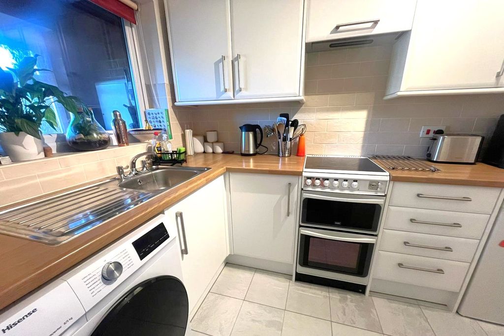 Property photo 3 of 9 Picture No. 09