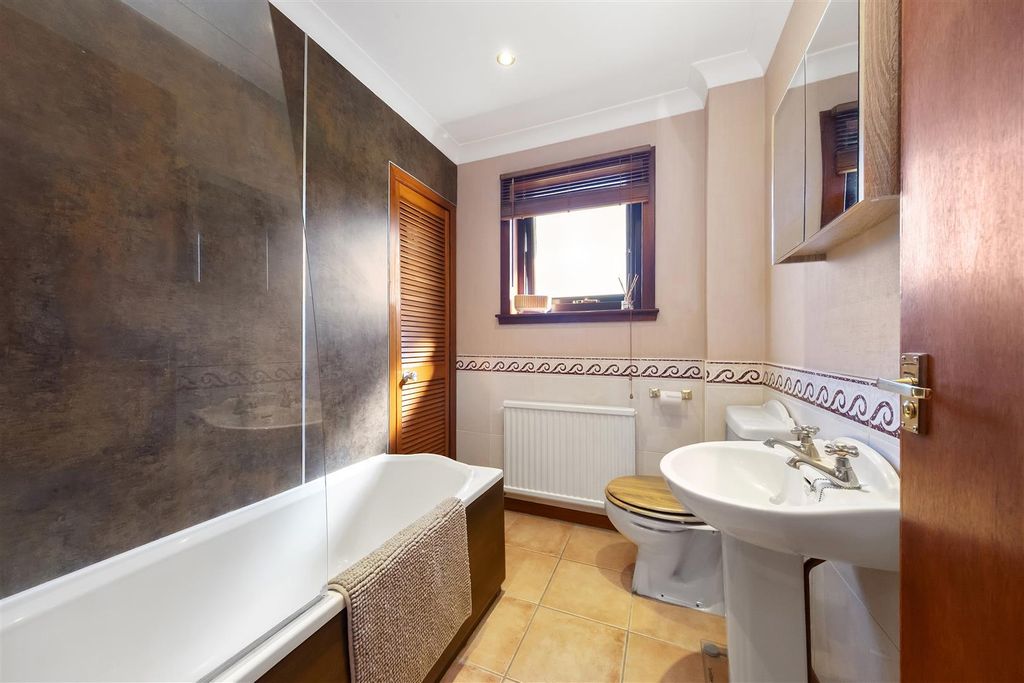 Additional image 11 of 3 bed semi-detached house for sale48 Eden Park, Cupar KY15