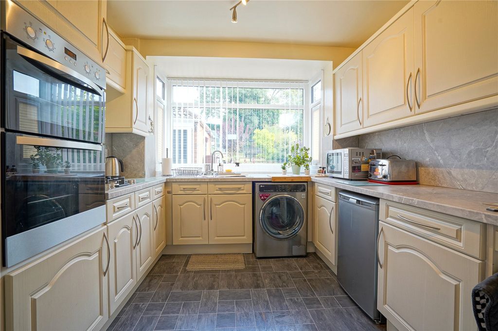 Property photo 2 of 15 Picture No. 06