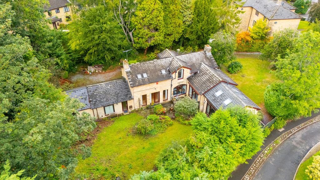 Property photo 1 of 14