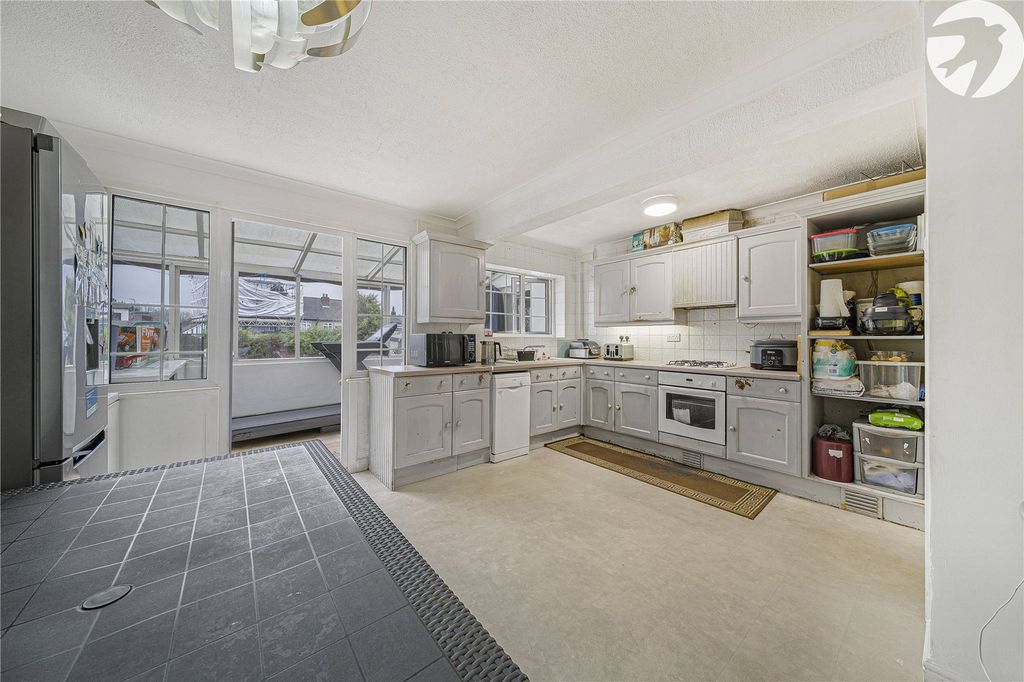 Property photo 2 of 27 Kitchen Diner