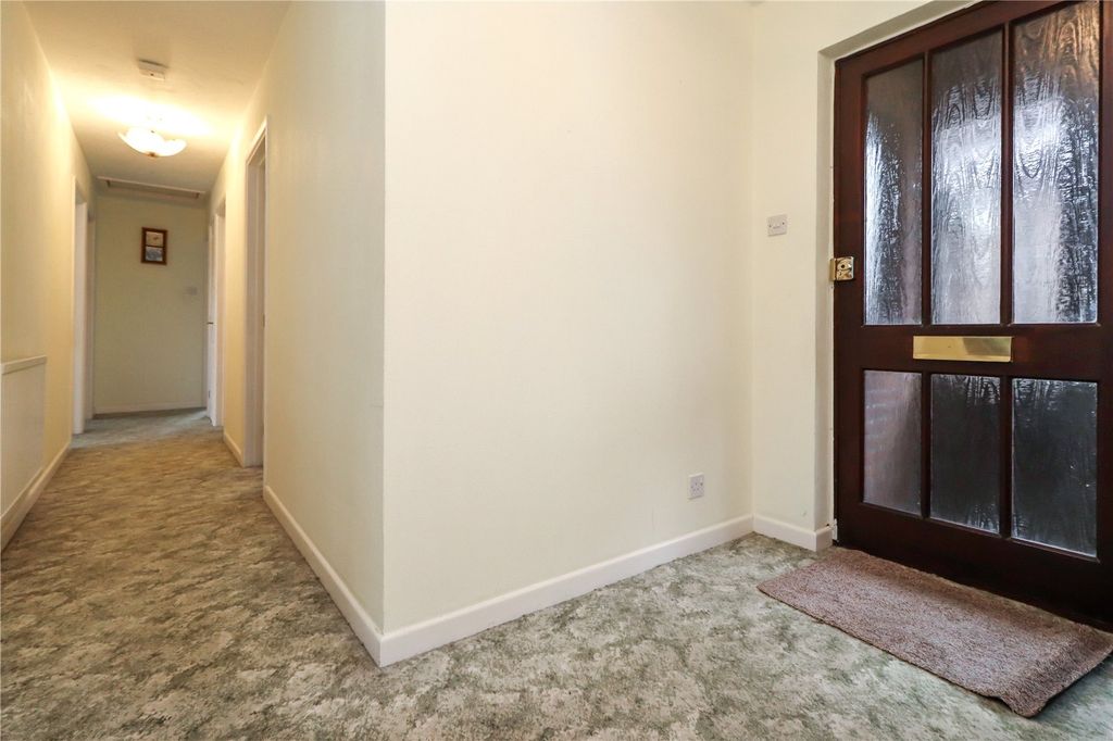 Property photo 3 of 21 Picture No. 10