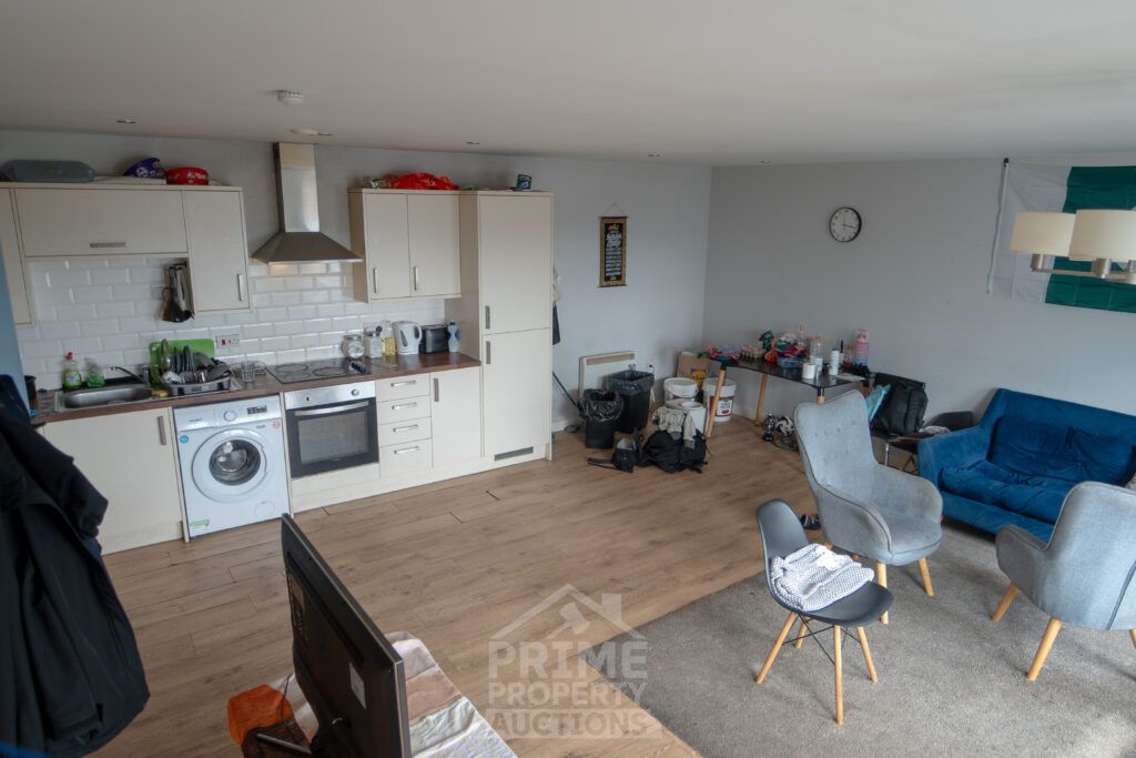 Property photo 3 of 23