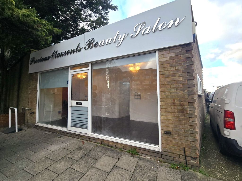 Property photo 1 of 5