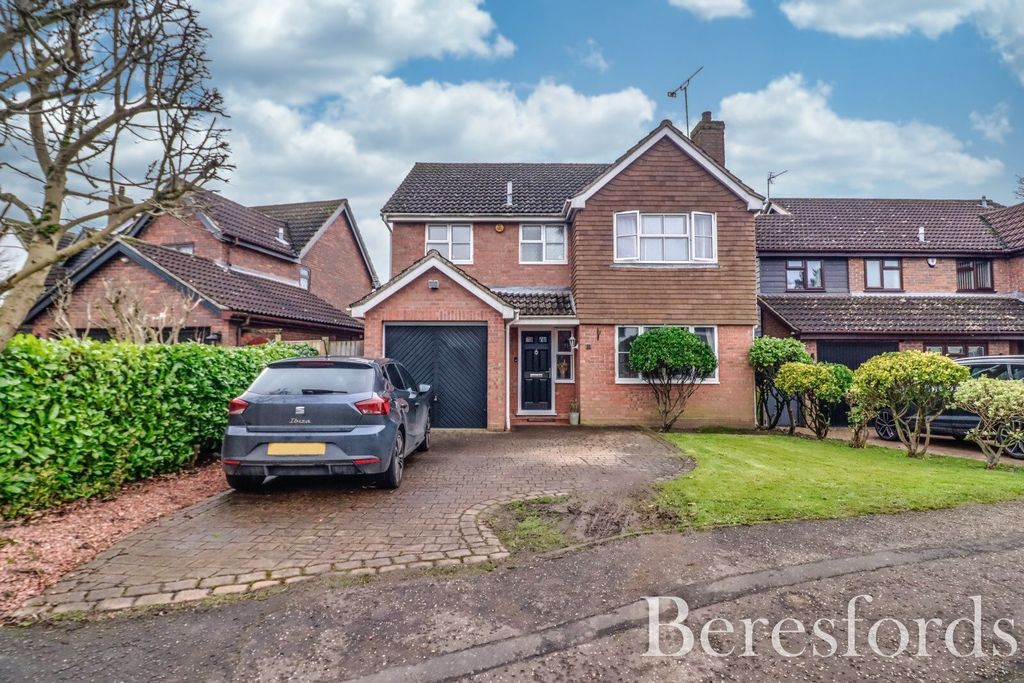 Property photo 1 of 26 Front