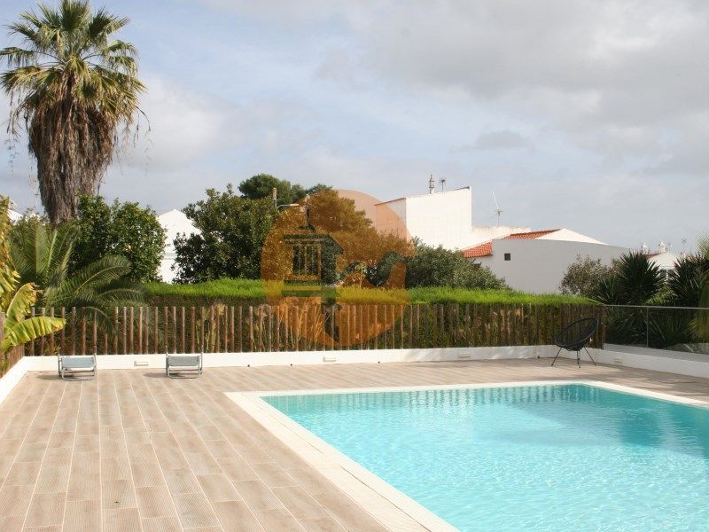 Property photo 3 of 62