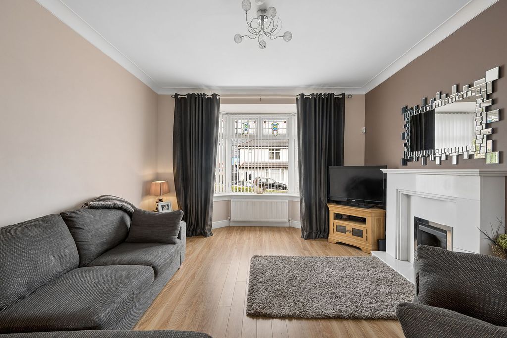 Property photo 2 of 38