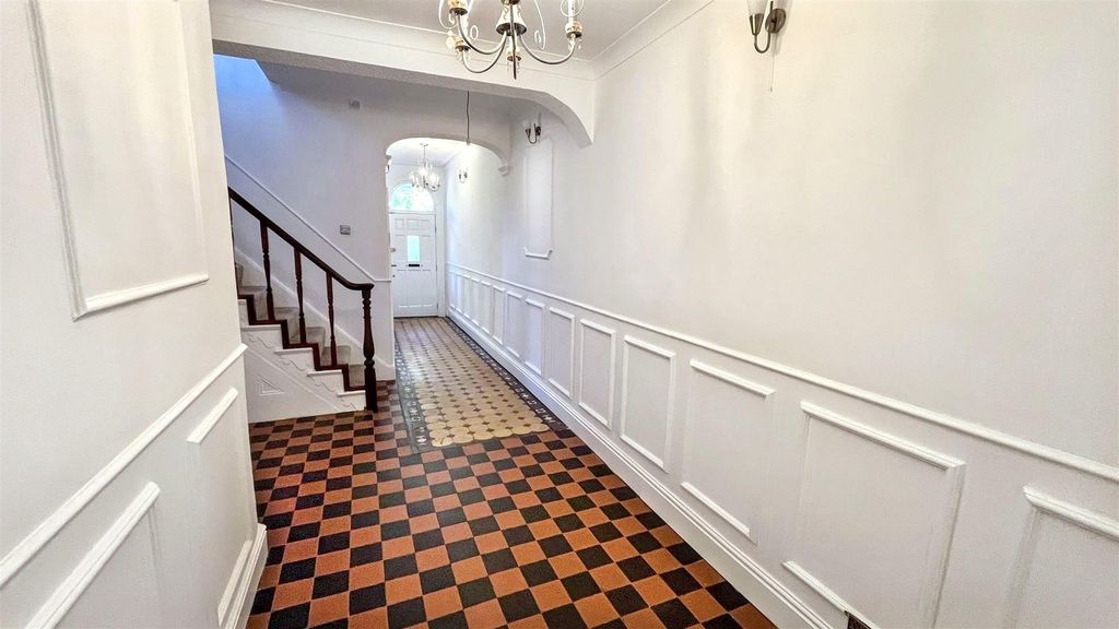 Property photo 2 of 29 Hallway