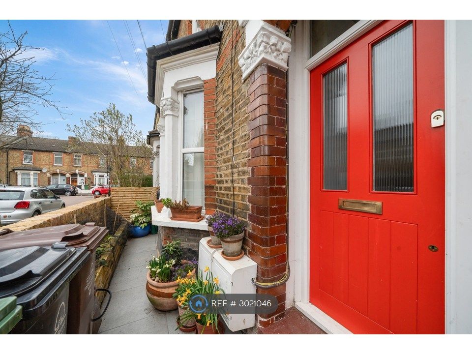 Property photo 2 of 22