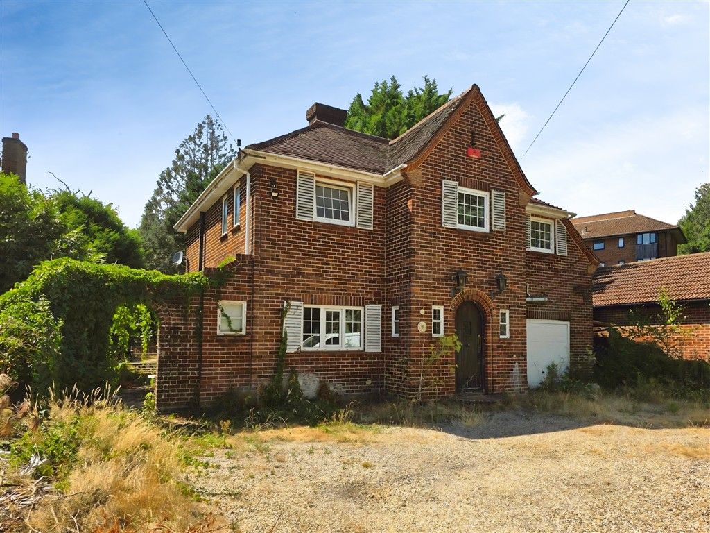 Property photo 1 of 18