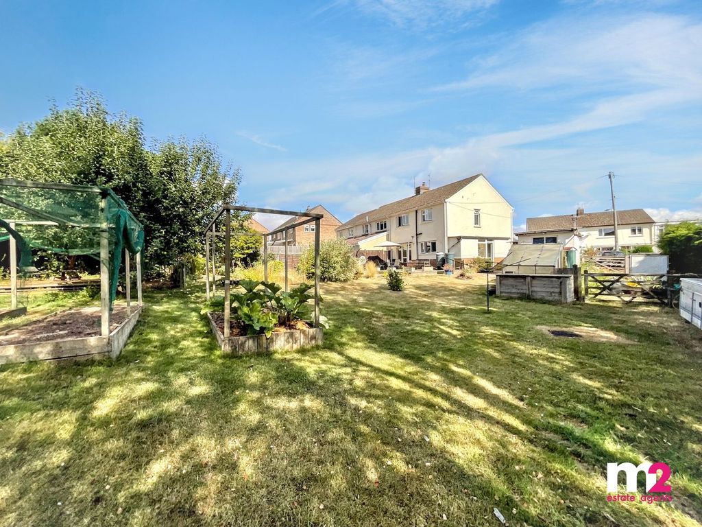 Property photo 2 of 14