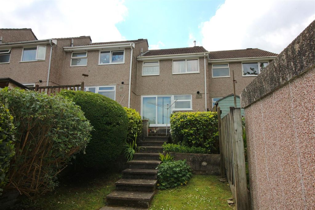 Property photo 3 of 14 Rear Garden