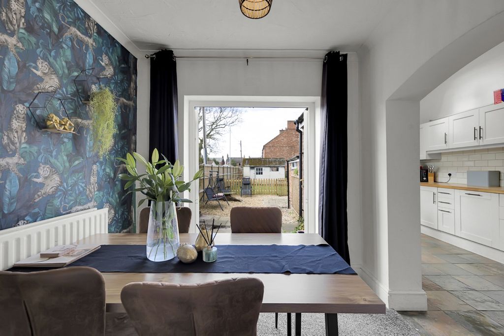 Property photo 1 of 21 5028000