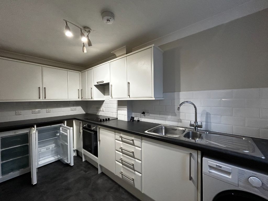 Property photo 3 of 9 3780433