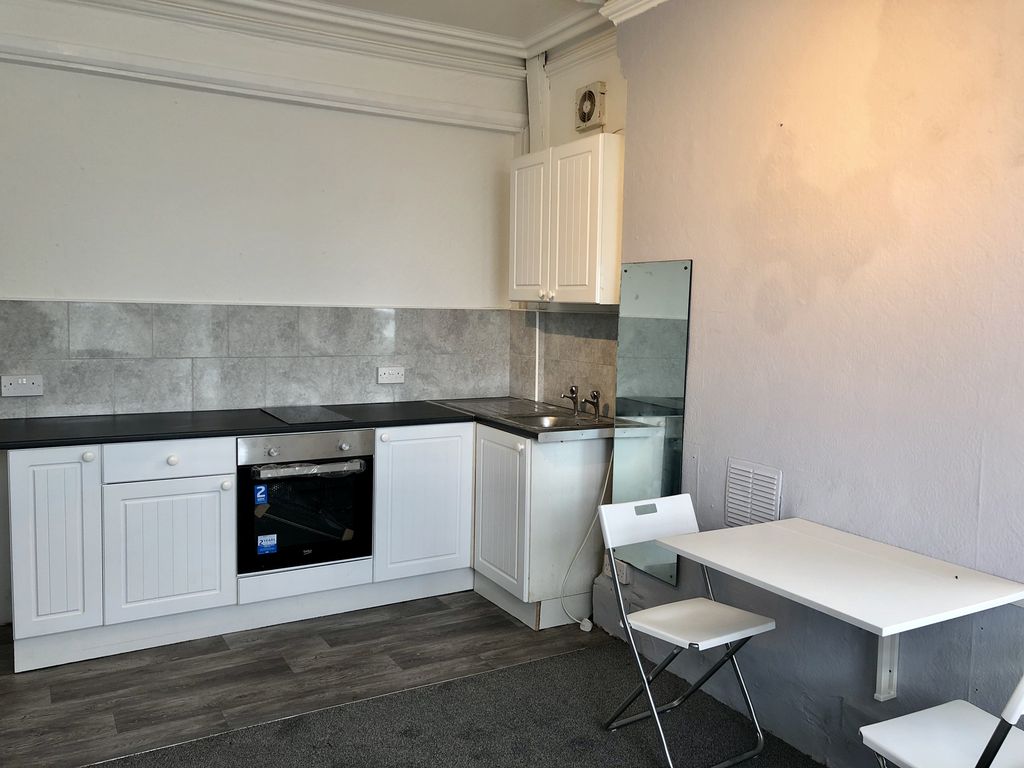 Property photo 1 of 4