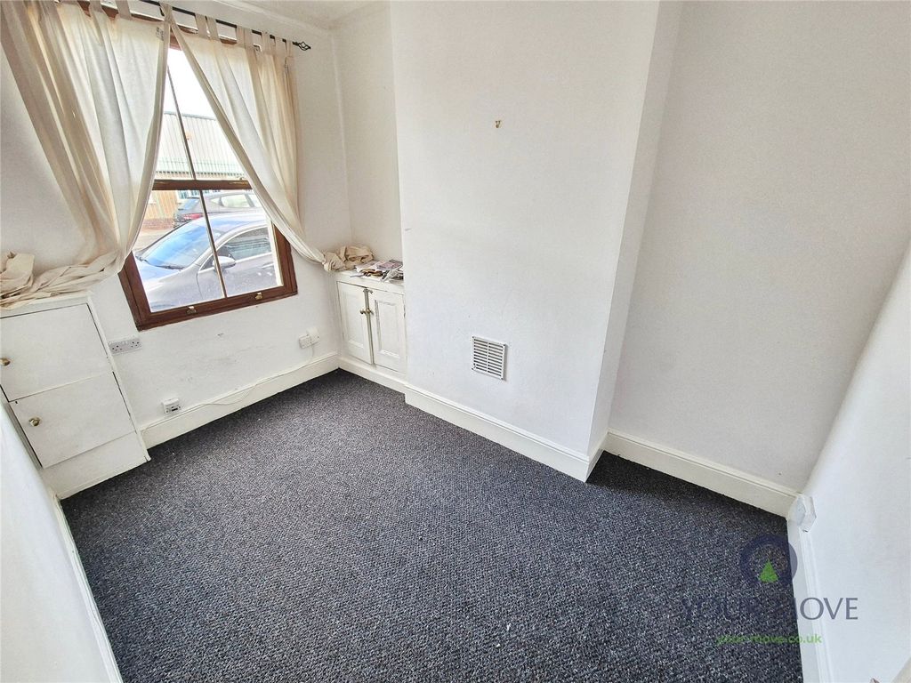 Property photo 2 of 6 Dining Room