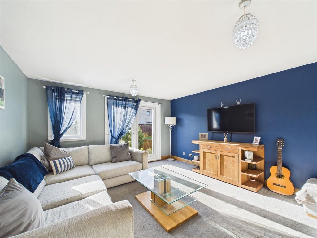 Property photo 2 of 18 Cam01486G0-Pr0999-Still003.Jpg