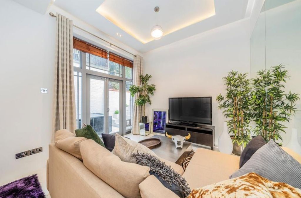 Property photo 1 of 11 Screenshot_17-2-2026_175643_Www.Rightmove.Co.uk.Jpeg