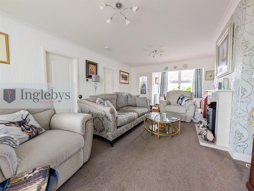 Property photo 3 of 50