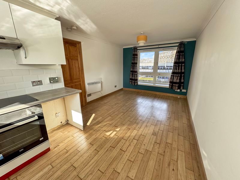 Property photo 2 of 14 Photo 9