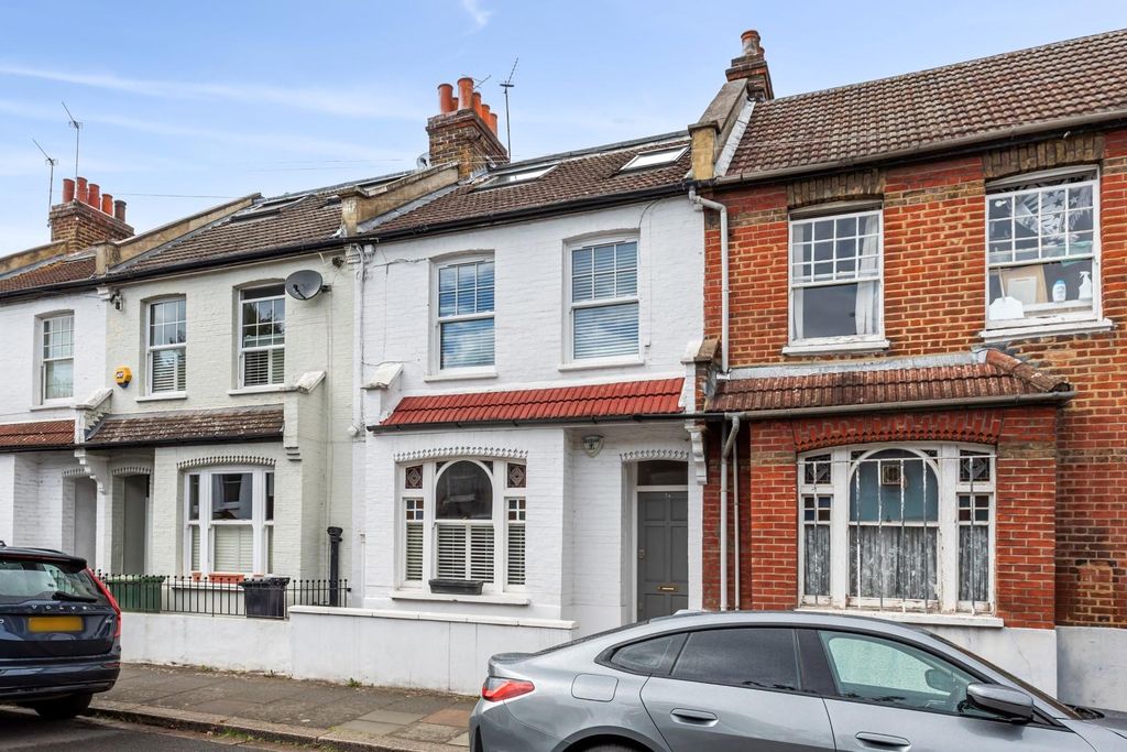 Property photo 3 of 15