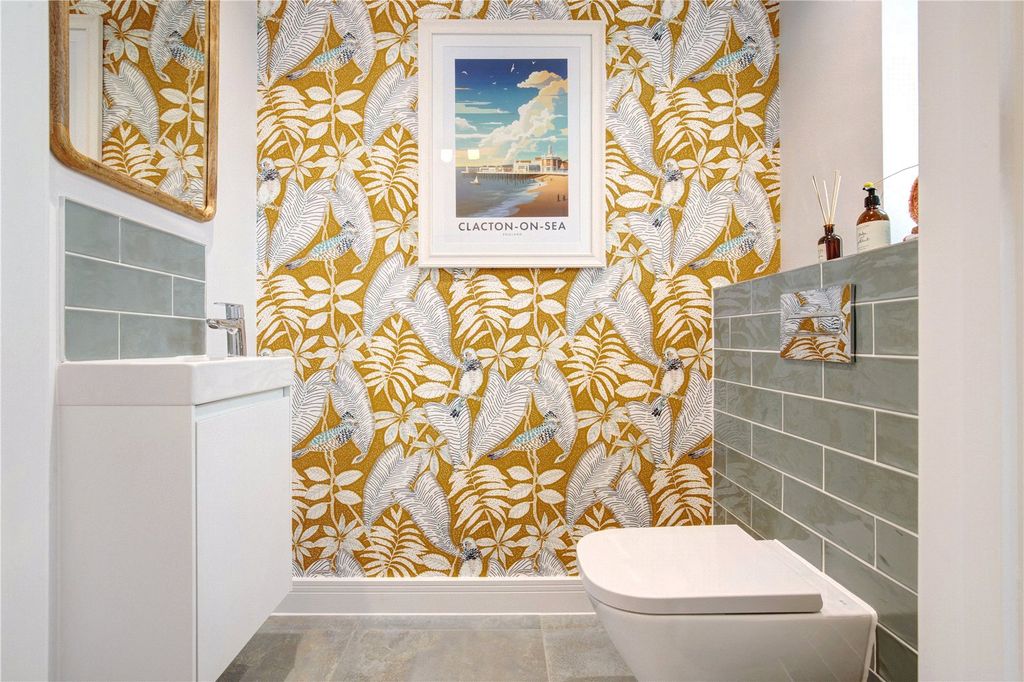 Property photo 3 of 16 Picture 3