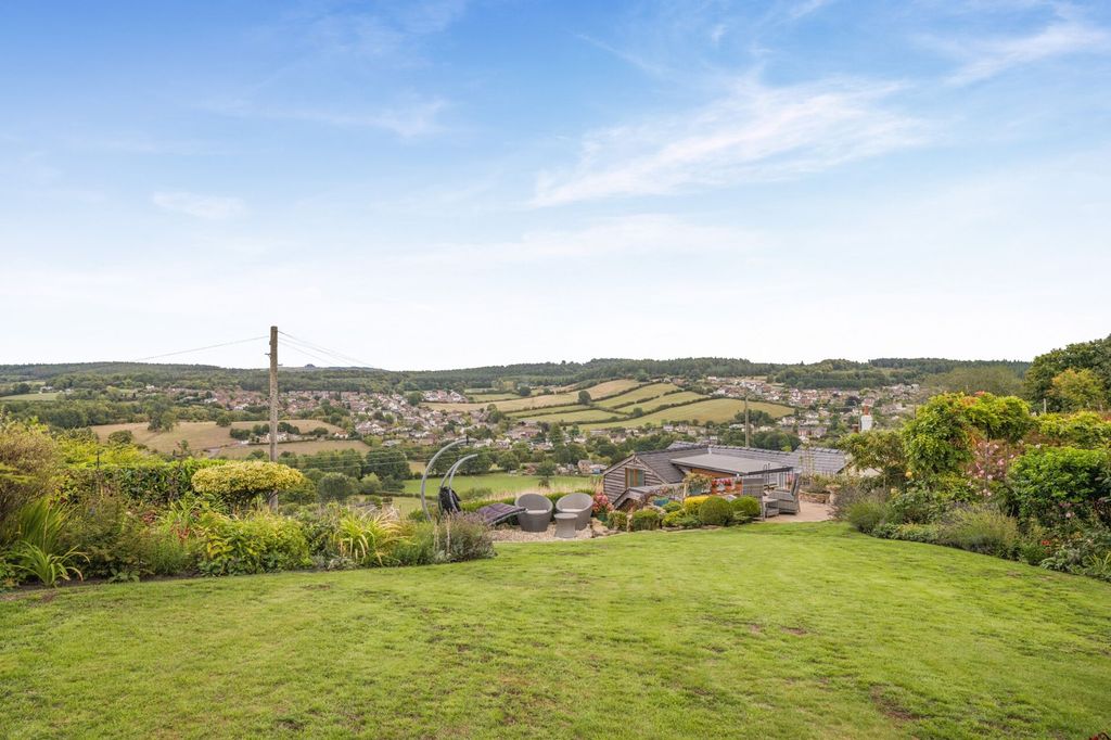 Property photo 2 of 29 P040560_02.Jpg