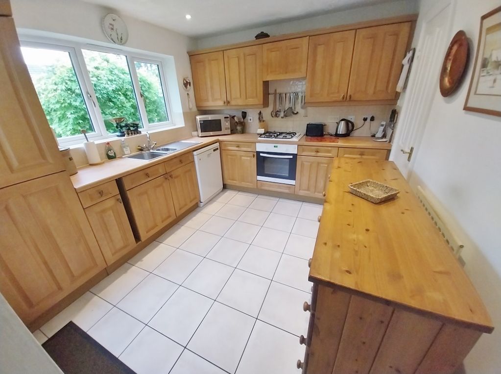 Property photo 3 of 20
