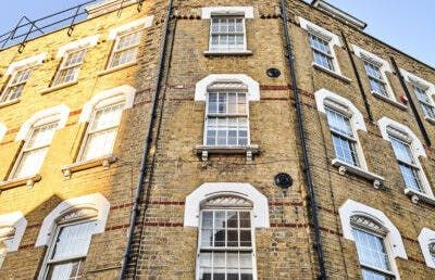 Property photo 1 of 4 Cheyne Walk 4.Jpg