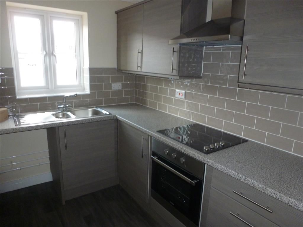 Property photo 1 of 7 Kitchen