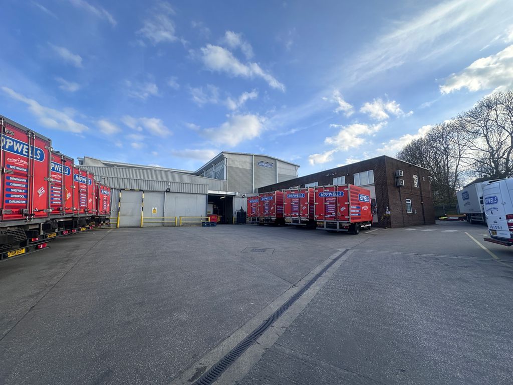 Property photo 1 of 5