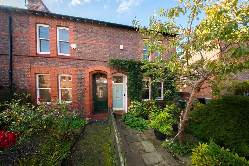 Property photo 1 of 9