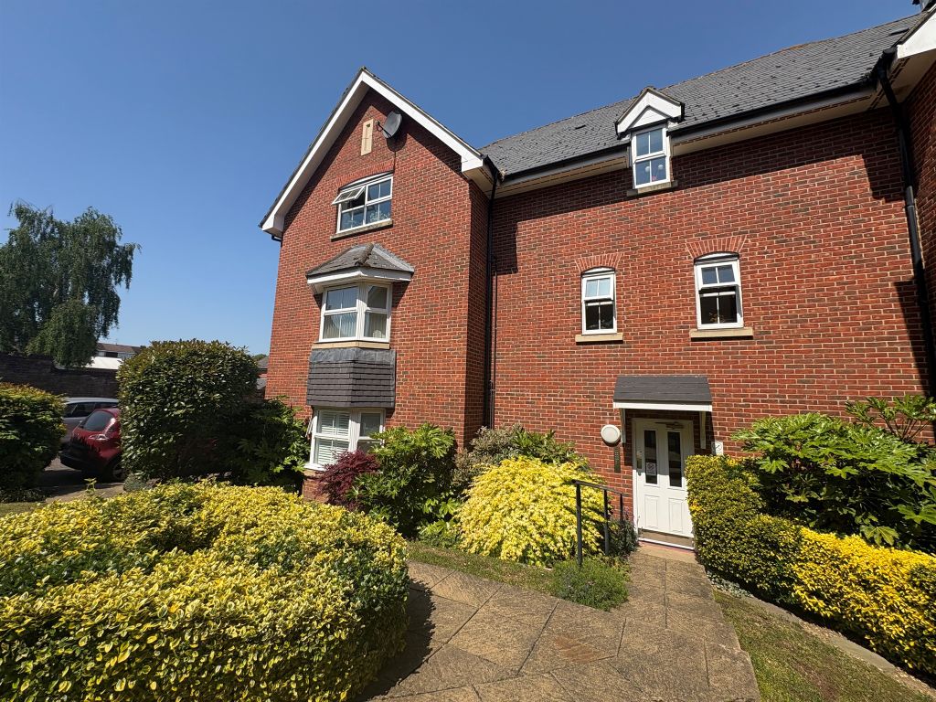 Property photo 1 of 13