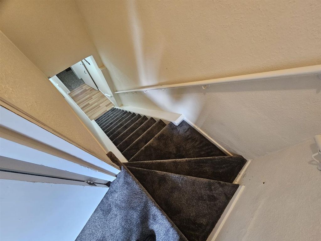 Property photo 3 of 18 Img-20260312-Wa0016.Jpg