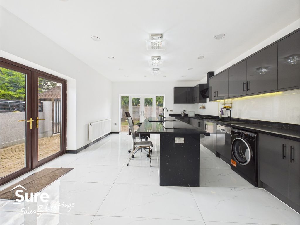 Property photo 3 of 23 1688603