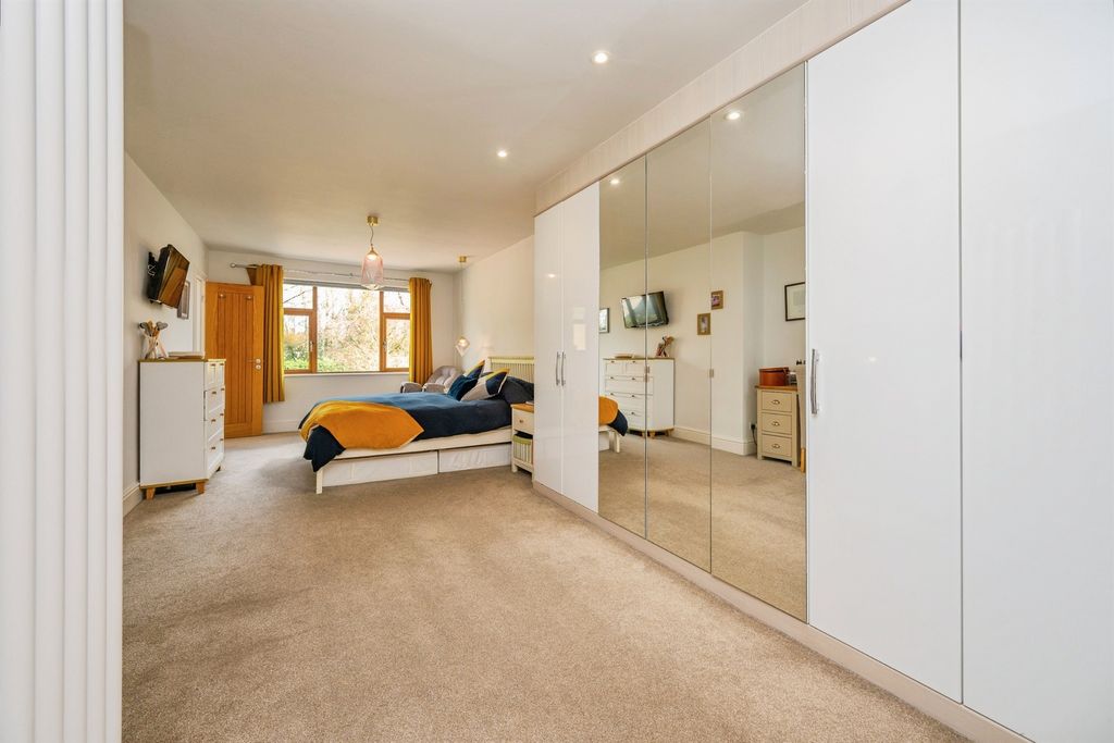 Additional image 13 of 5 bed detached house for saleLocko Road, Spondon, Derby DE21