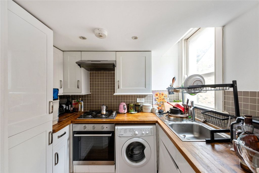 Property photo 2 of 8 Picture No. 07
