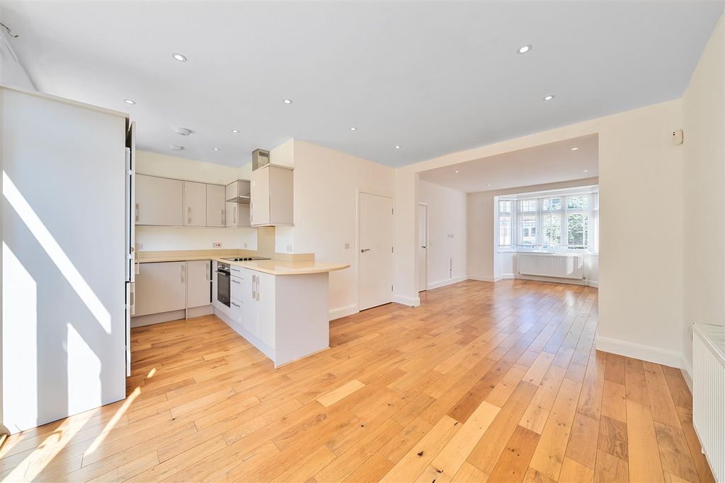 Property photo 2 of 13 Open Plan Living.Jpg