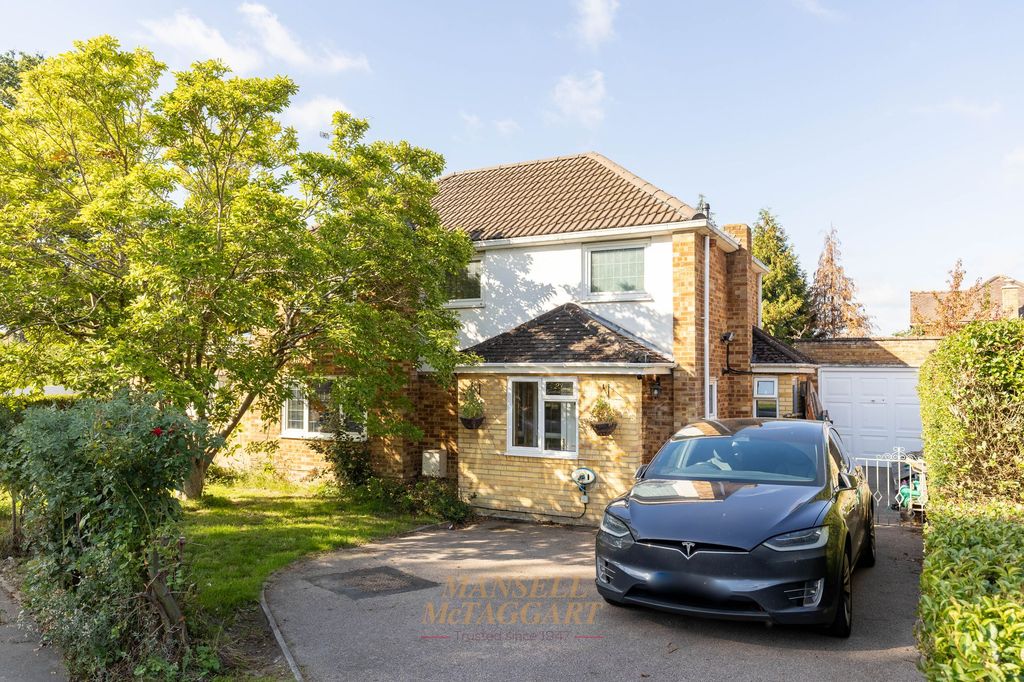 Property photo 1 of 18