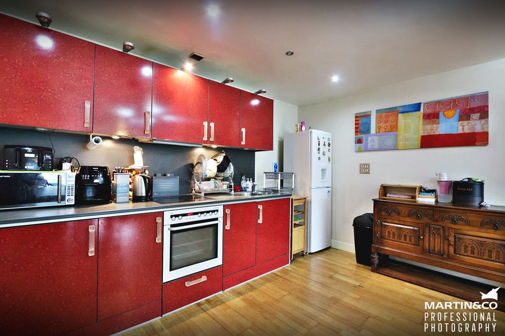 Property photo 2 of 15