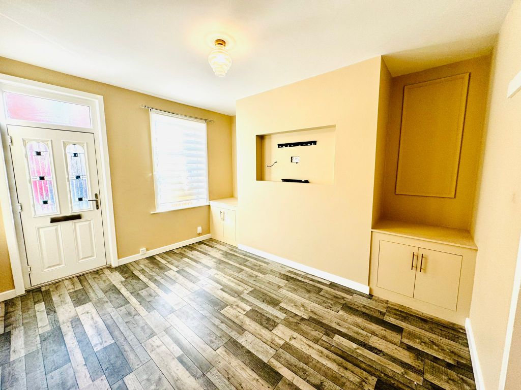 Property photo 3 of 15 Gallery