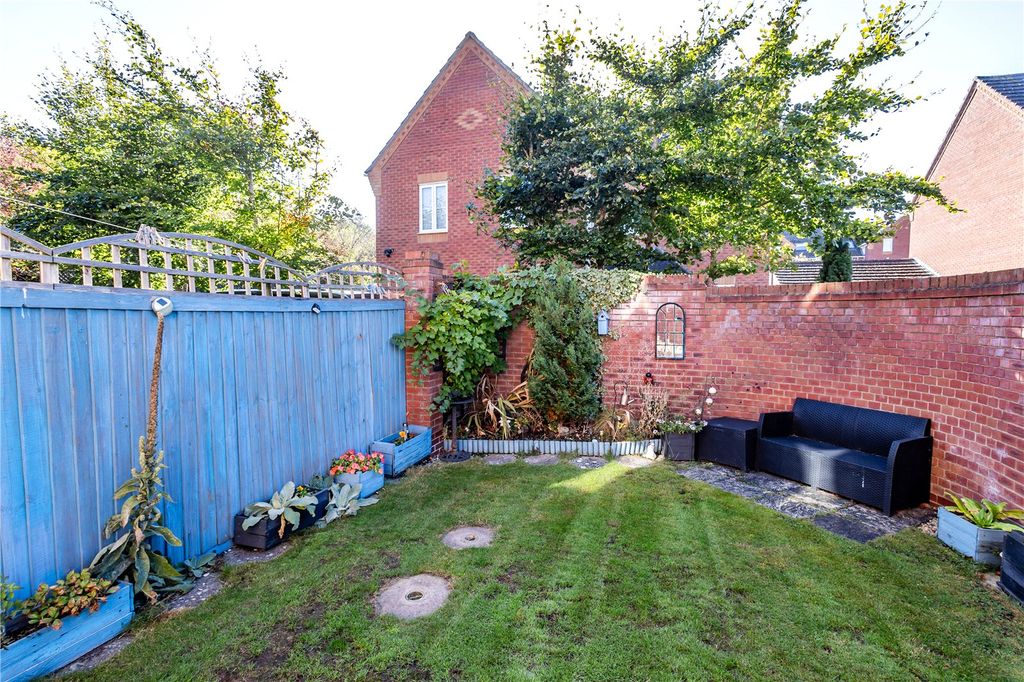 Property photo 3 of 46 Picture No. 35
