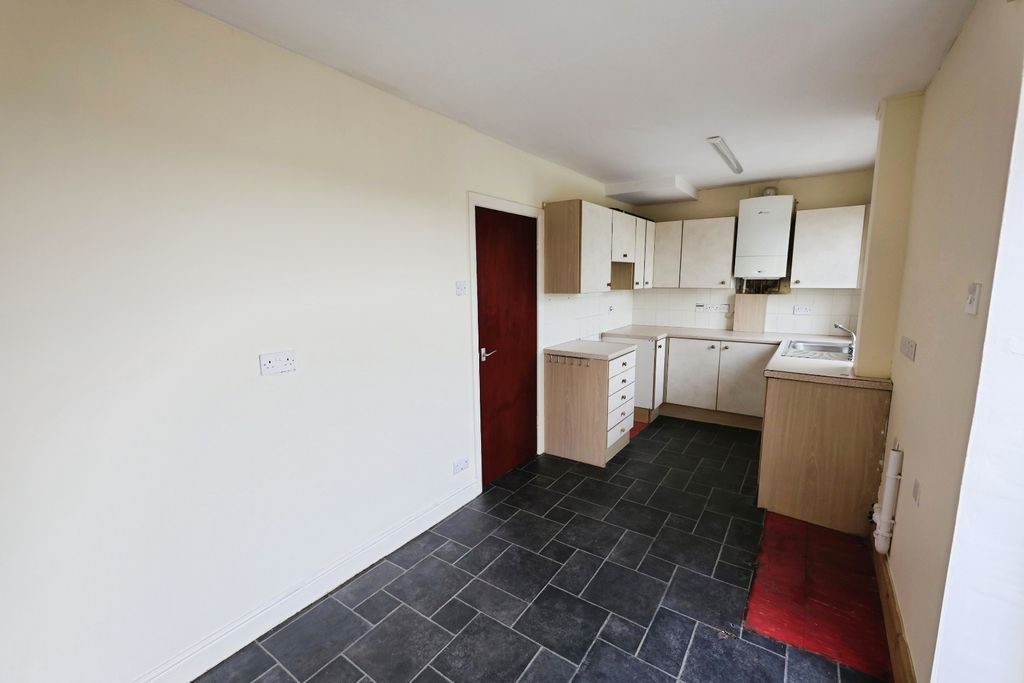Property photo 3 of 10 Pbox-Img.Jpg