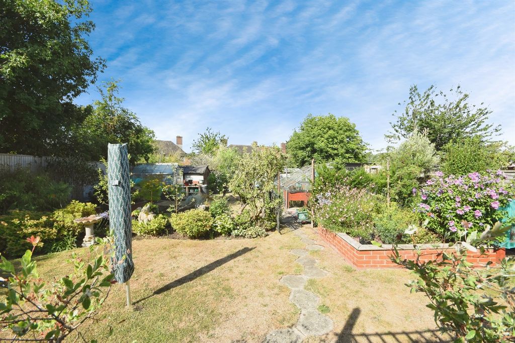 Property photo 3 of 16