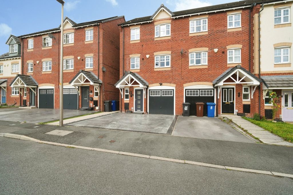 Property photo 2 of 26 Pbox-Img.Jpg