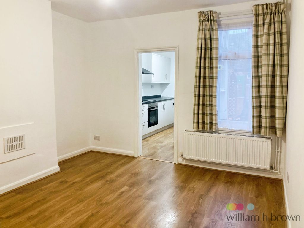 Property photo 3 of 11 Image