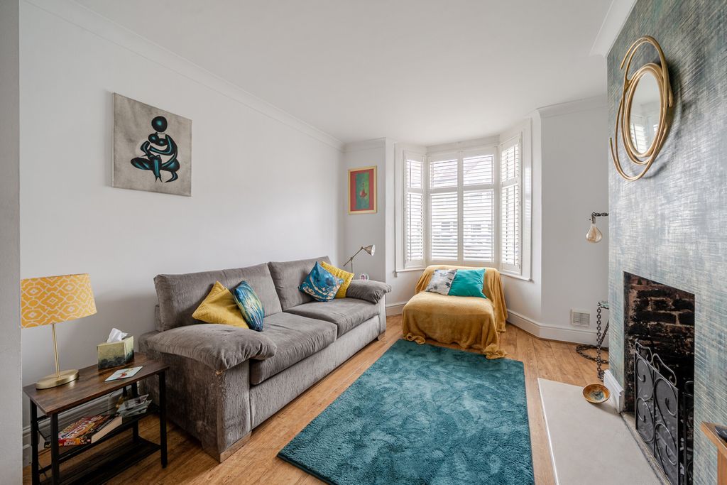 Property photo 2 of 17 1462754-14-6A0B3d...